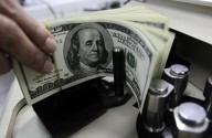 El dólar volvió a aumentar y cerró la primera semana de intervención en $1.380
