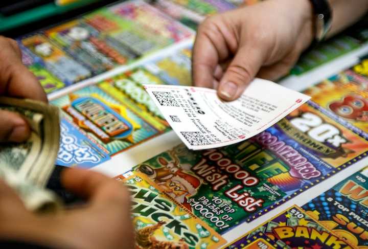 $2 million-winning Powerball ticket sold in Pa.