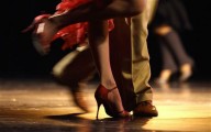 Clase abierta y gratuita de tango, este domingo en el Paseo Ameghino