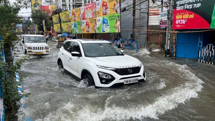 Why Kolkata is flooded: Record rains batter city, IMD issues major warning for South Bengal districts