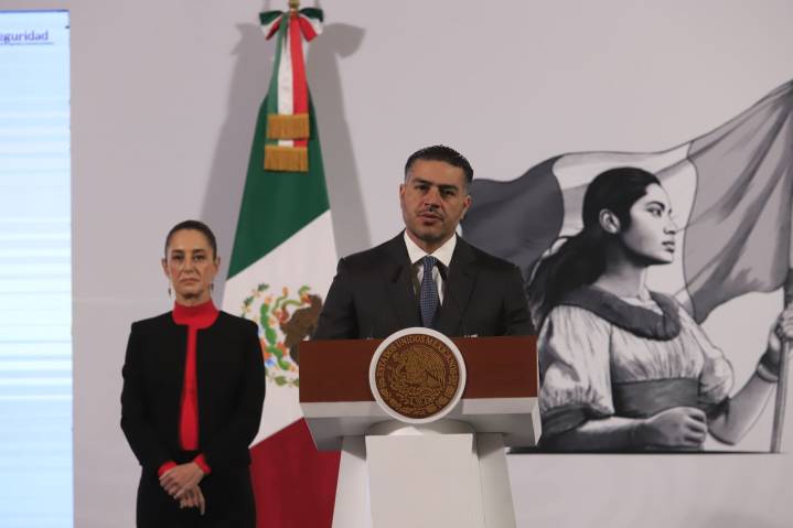 De frente y de perfil