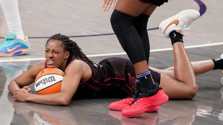 Indiana Fever score today vs Aces: Kelsey Mitchell, Lexie Hull stats