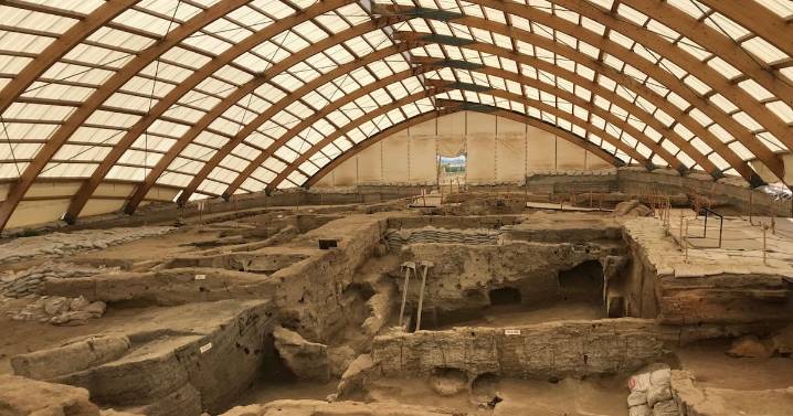Descubren edad y origen del cráneo “con cuernos” de Grecia