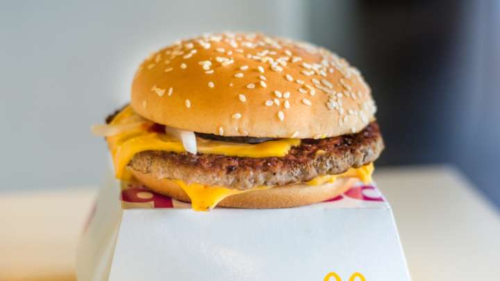 Día Nacional de la Hamburguesa con queso: Conoce las ofertas de algunas cadenas como McDonald’s o Burger King