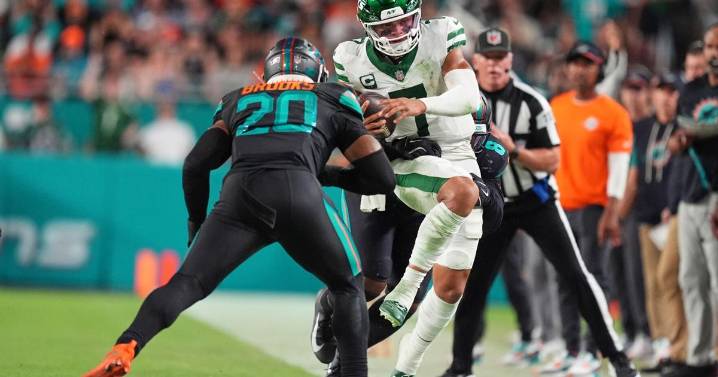 Justin Fields 'not losing faith' after Jets fall to 0