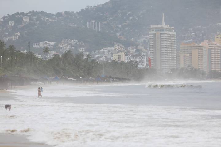 La tormenta tropical Narda mantendrá lluvias en Pacífico mexicano mientras se intensifica