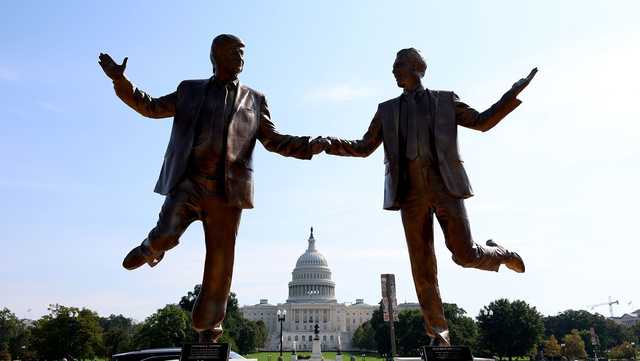 National Park Service removes Trump-Epstein statue from National Mall