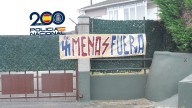 Un detenido de 55 años en Oviedo por colocar pancartas con simbología nazi contra los menores no acompañados