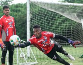 La disyuntiva de Alfredo Arias vs. Equidad, ¿Mauro Silveira o Jefferson Martínez?