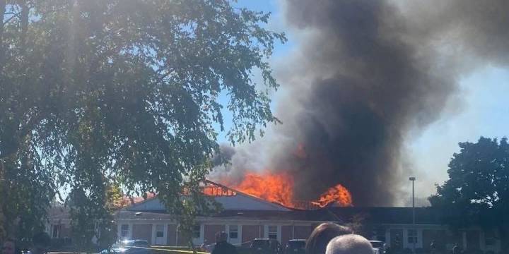Tiroteo e incendio en iglesia mormona de Michigan deja cuatro muertos