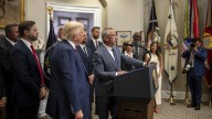 Fact-checking a los bulos de Trump sobre autismo, paracetamol y vacunas