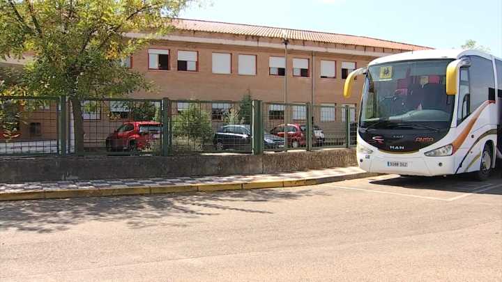 La Junta negocia con las empresas del transporte para garantizar que se cubran las 240 rutas escolares que están en el aire More