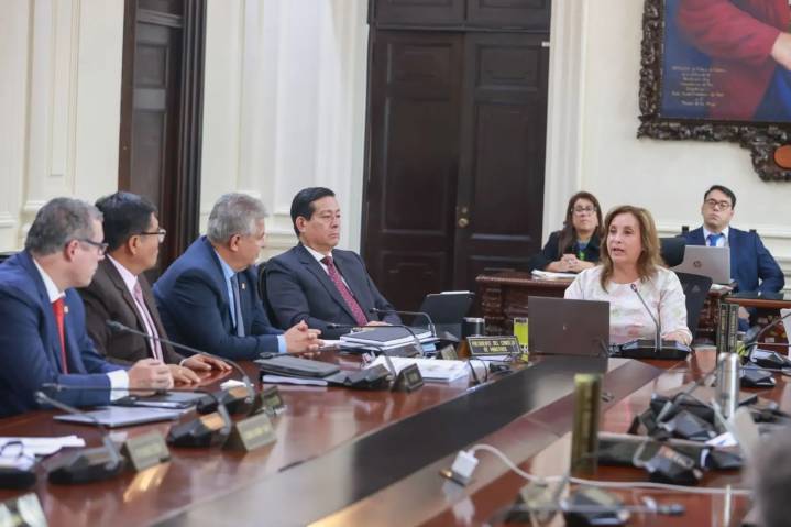 Presidenta Boluarte lideró hoy sesión del Consejo de Ministros