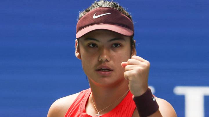 Emma Raducanu: British No 1 to skip representing Great Britain at Billie Jean King Cup finals to take Korea Open wildcard