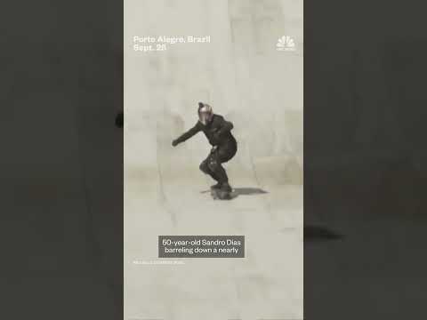 Brazilian skateboarder breaks two world records