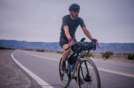Rusia le arruinó el sueño a ciclista francés que trataba de batir un récord mundial