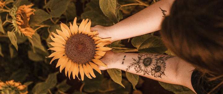 Las personas con tatuajes cuentan con un riesgo menor de tener cáncer de piel