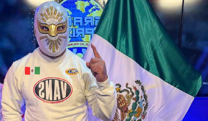 El Rey de Oro y Plata: La historia de Místico, el tercer boom de la lucha libre mexicana
