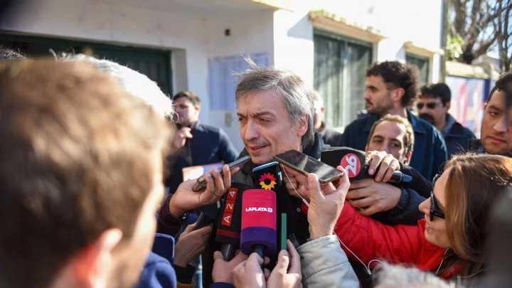 Máximo Kirchner votó en La Plata: "Me preocupa más lo que hace Caputo que lo que hace Karina Milei"