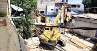 Deja megasocavón 16 casas con daños y prevén más oquedades