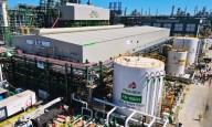 Comando de 12 ladrones asalta la refinería de Dos Bocas; entraron con 4 camionetas