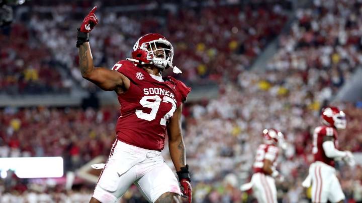 Projecting the College Football Playoff top 12 after Week 2