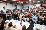 Jaldo con dirigentes de Famaillá: "el Gobierno nacional se animó con los más débiles y vulnerables"