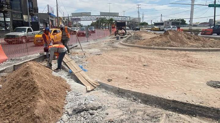 Solución vial bajo el puente Diana Laura, casi al 70 por ciento