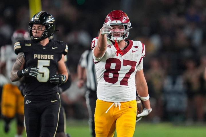 Road win at Purdue helps USC football relinquish its fourth