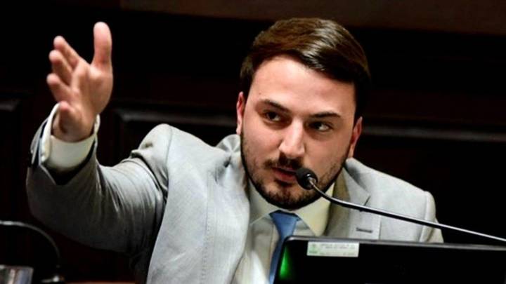 El repudiable posteo de Romo: "El peronismo quiere cortarle el pito a tu hijo de 5 años"