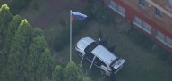 Vehículo embiste puerta del consulado ruso en Sídney; hay un policía herido
