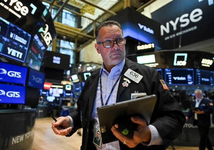Wall Street steadies itself as Alphabet pulls tech stocks higher