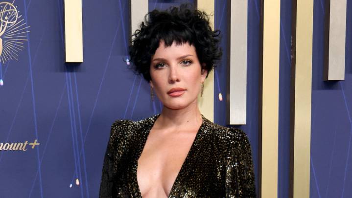 Halsey Did 'Another Few Sessions' of Chemotherapy Amid Health Battle