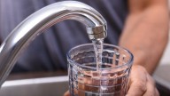 ¿Alérgico al níquel? ¡Cuidado con el primer chorro de agua que sale del grifo!