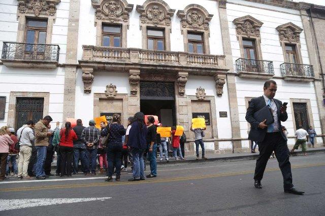 Fraudes bancarios con IA: qué son, cómo prevenirlos y dónde denunciar
