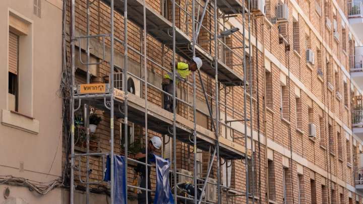 La rehabilitación de viviendas crece apenas un 1,7% hasta junio y va camino de incumplir el objetivo del Gobierno