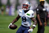 Stefon Diggs prepared for full workload in Patriots debut vs Raiders