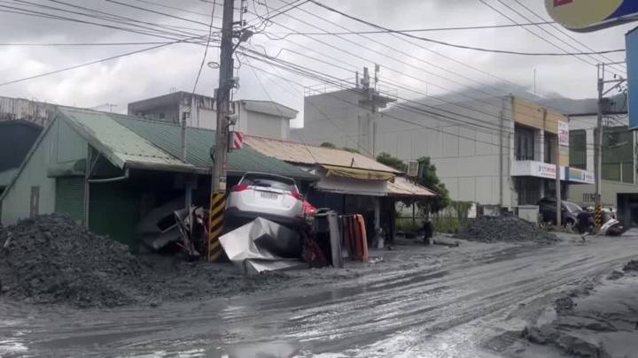Super Typhoon Ragasa wreaks havoc in Taiwan, targets Hong Kong