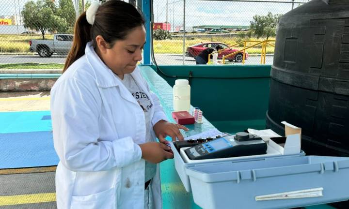 Verifican calidad del agua de El Realito tras reactivación del servicio