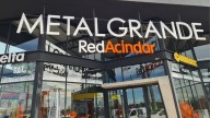 Metal Grande anunció el cierre definitivo de dos sucursales y sigue el escándalo
