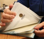 Freno a muchos trámites: errores en actas del Registro Civil, un costo de miles de pesos
