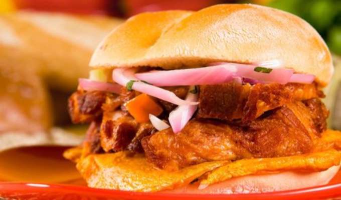 Cómo votar por el pan con chicharrón en las semifinales del Mundial de Desayunos