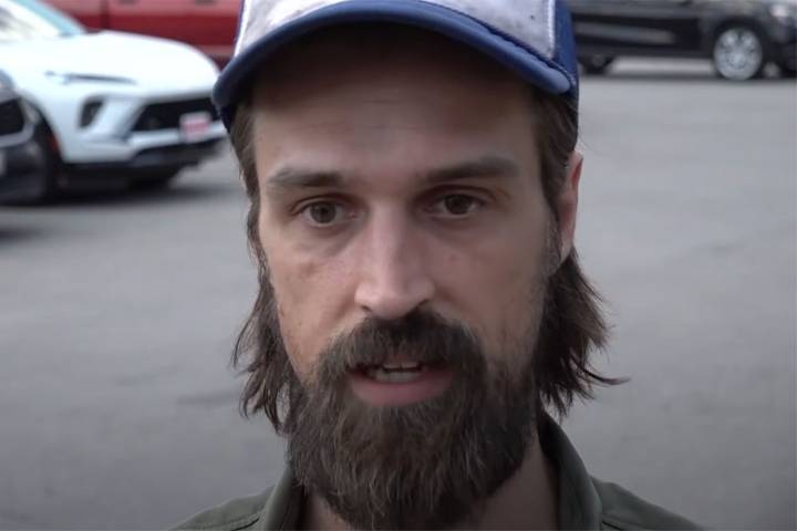 Texas Man Finds Envelope Full of Cash, Facebook Helps Him Find Owner