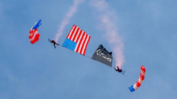 Parachutists kick off Patriot Golf Classic in Sands Point