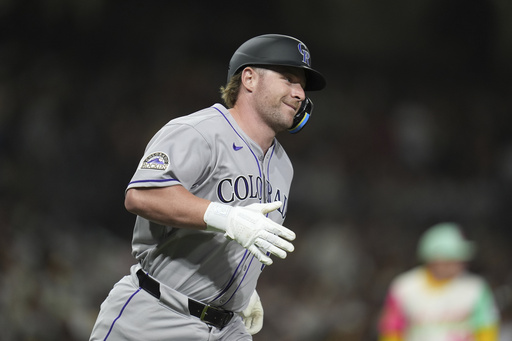 Novato Crim conecta 1er hit en las mayores, un jonrón, y Rockies se imponen 4