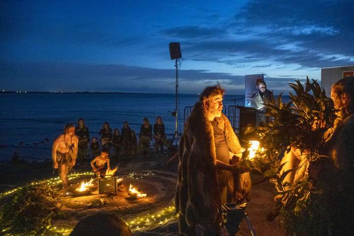 Shire revives Australia Day debate, backs advocacy for new date