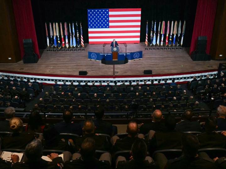 Trump resumes 51st state rhetoric in speech to U.S. military leaders