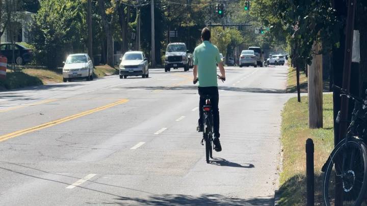 Fewer driving lanes, more pedestrian improvements: Changes coming to Whitney Avenue