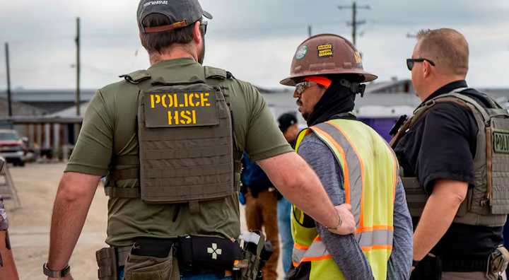 La PEOR NOTICIA | Anuncian nueva orden para DEPORTAR A MÁS INMIGRANTES: Así podrás evitar los arrestos