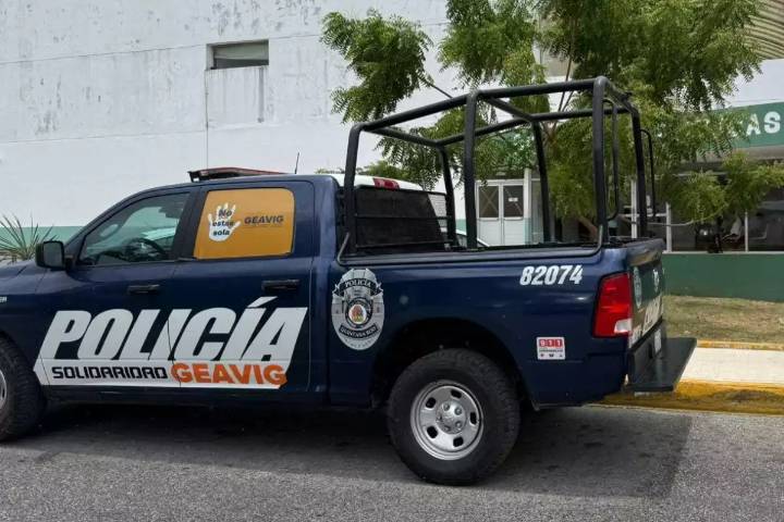 Reportan presencia de mujer desnuda en calles de Playa del Carmen